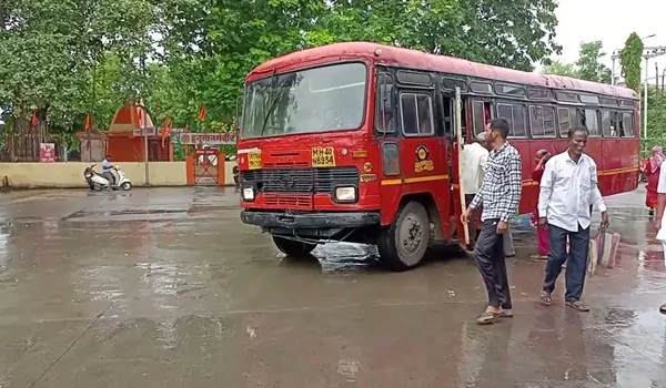 Paratwada Bus Stop